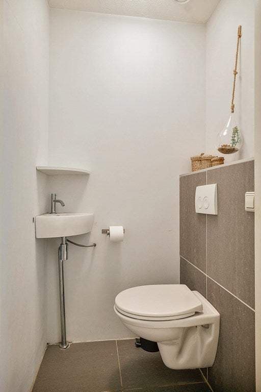 Flat Pieter Calandlaan, Amsterdam - For Rent