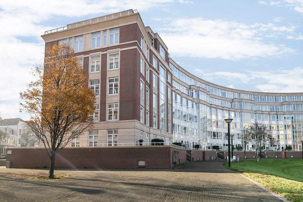 Penthouse Appartement Burgemeester De Monchyplein, Den Haag - For Rent