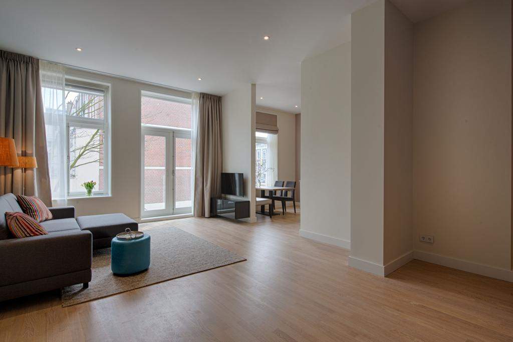 Flat Laan Copes van Cattenburch, Den Haag - À louer