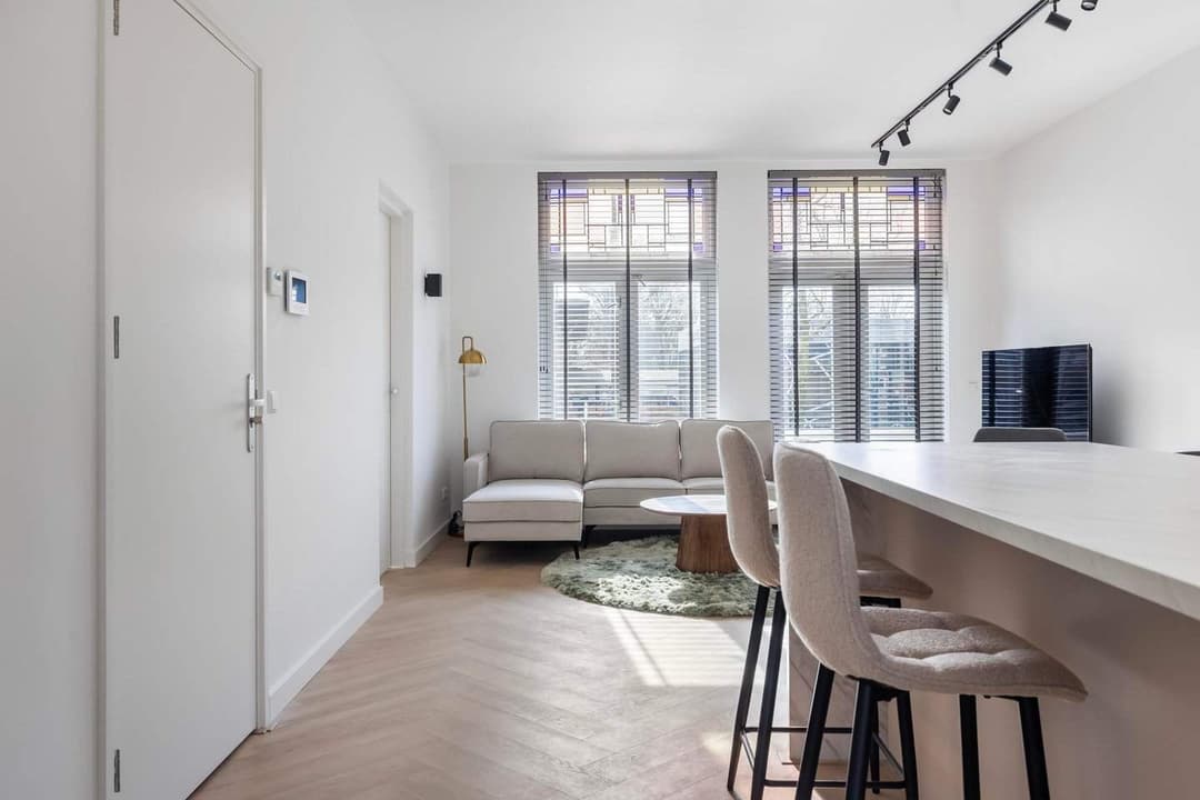 Apartamento Amueblado Estiloso Burgemeester de Raadtsingel 77-A, Dordrecht - En Alquiler