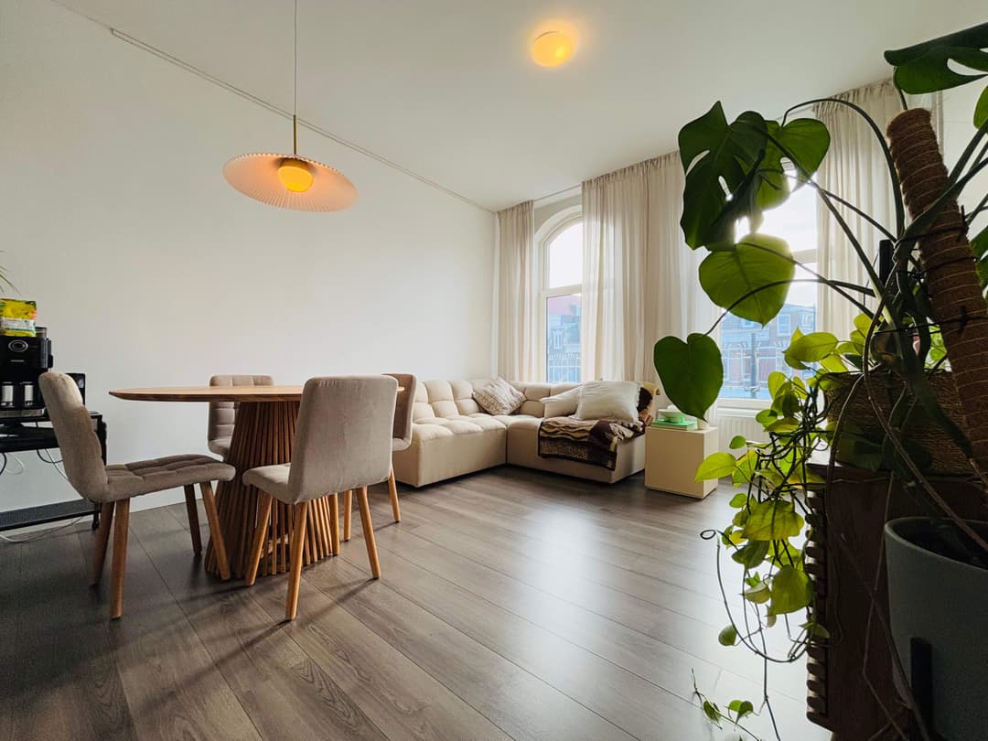 Apartamento 1e Middellandstraat, Rotterdam