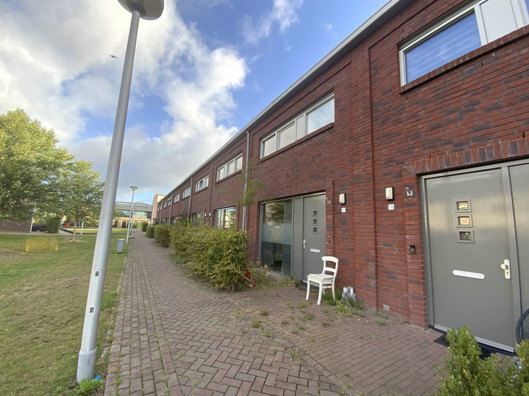 Vogelvlucht 77, Apeldoorn - Terraced House