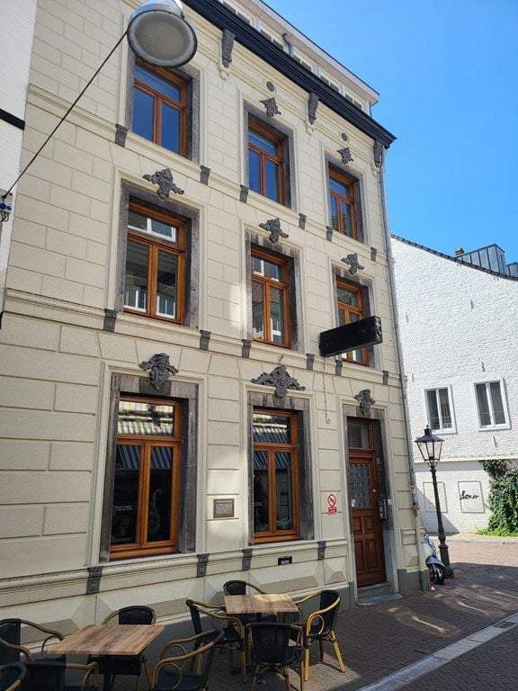 Studio Limbrichterstraat 68E, Sittard - Flat