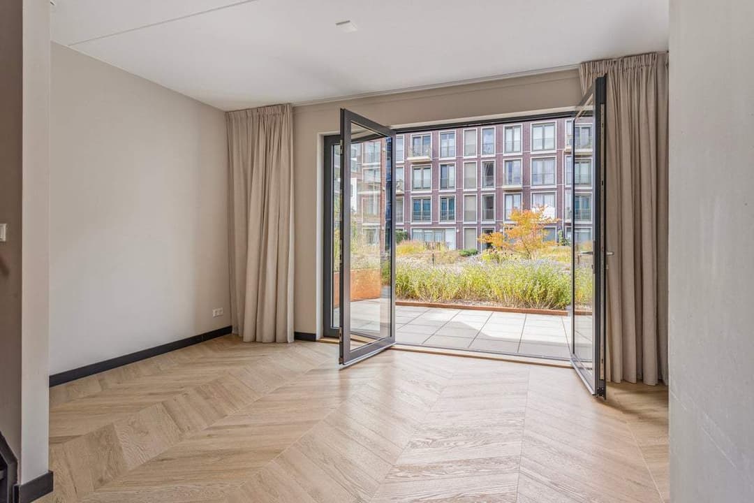House Oostende 211, Helmond - For Rent