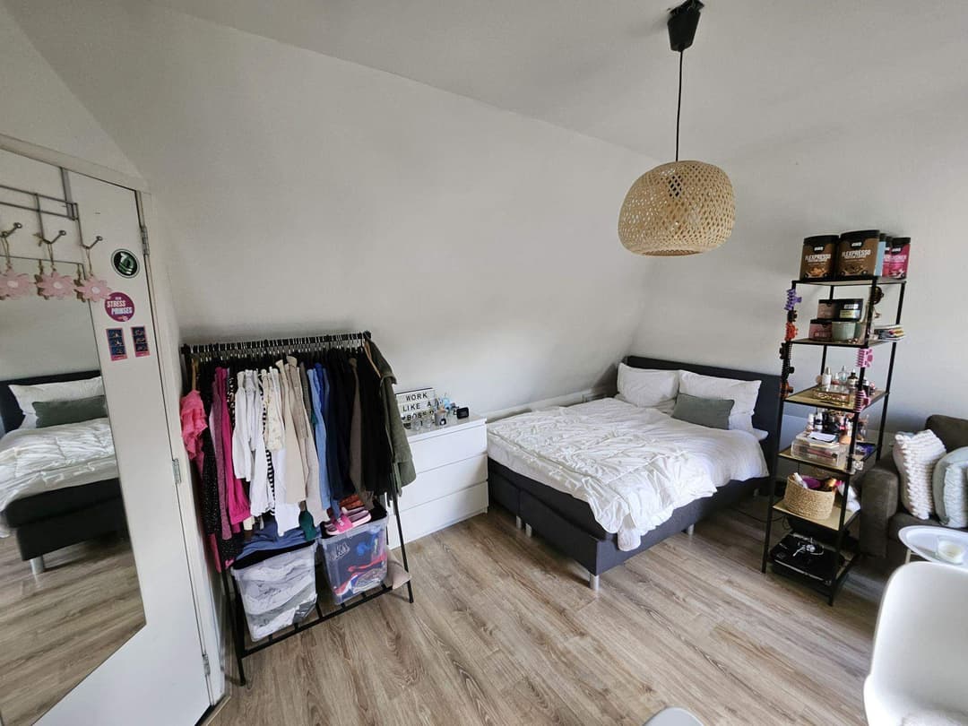 Ongemeubileerde Kamer Nieuwe Ebbingestraat, Groningen - Te Huur