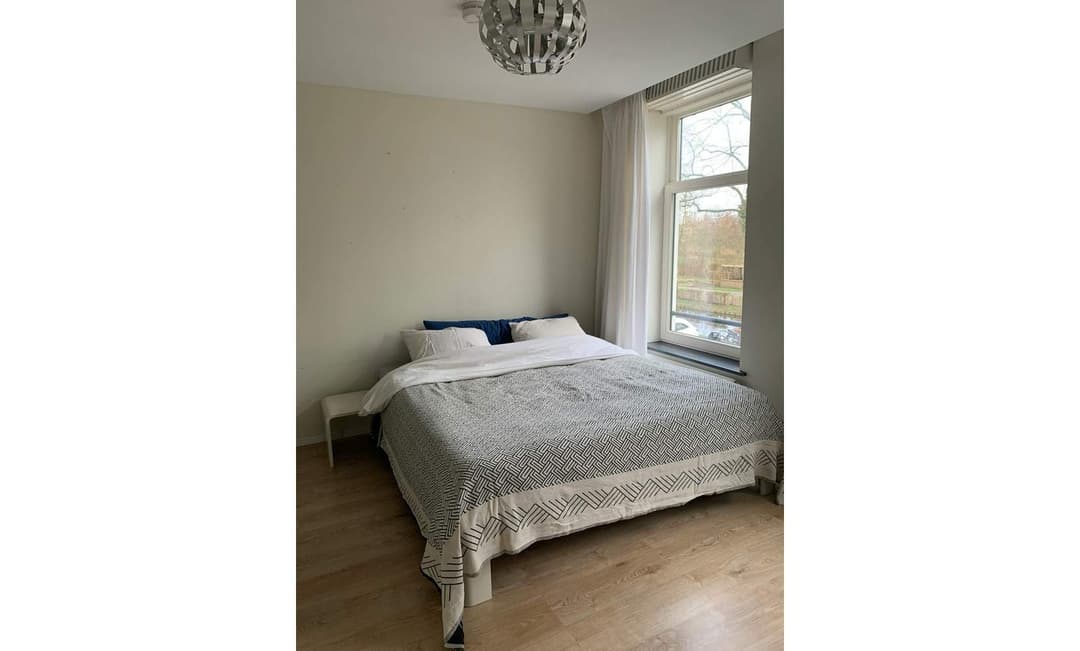 Kamer in Essenburgsingel, Rotterdam - Te Huur