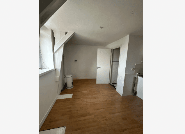 Studio Oostzeedijk 304-G, Rotterdam - À Louer