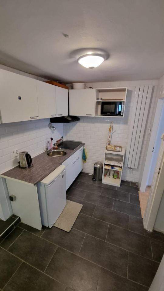 Gemeubileerde kamer in Comeniuslaan, Zeist - Te Huur