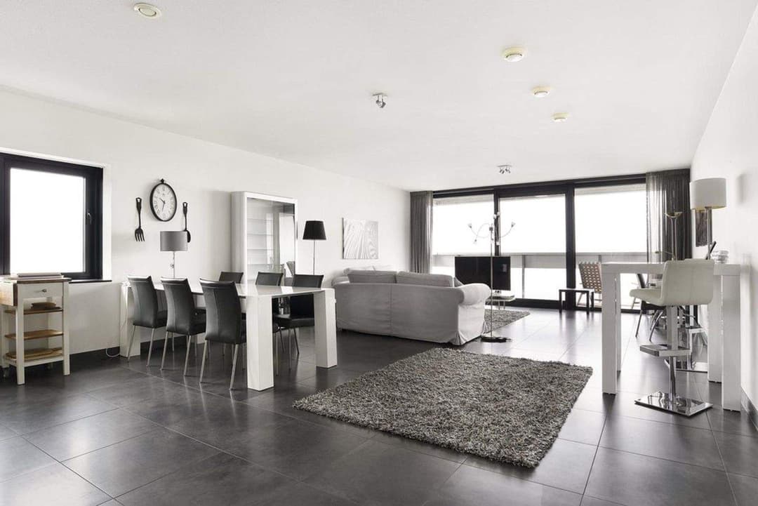 Bezuidenhoutseweg 65-78, The Hague - 3-Bed Apartment