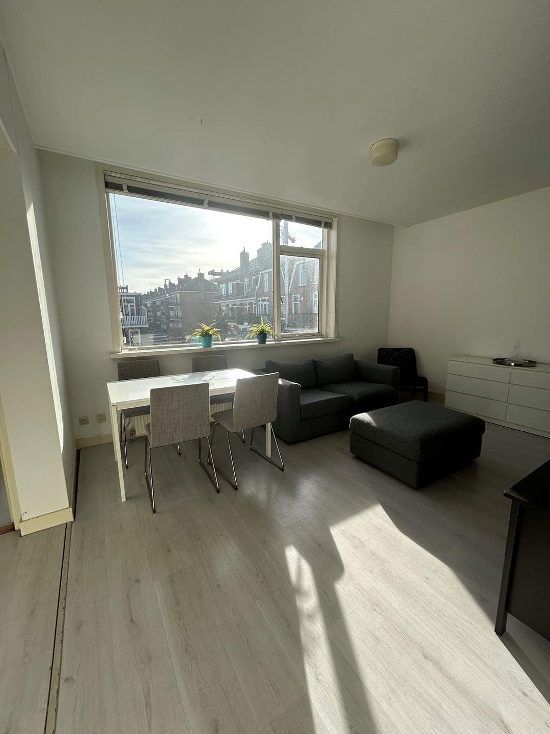 Appartement de 2 pièces rue Rijklof van Goensstraat, La Haye - À louer