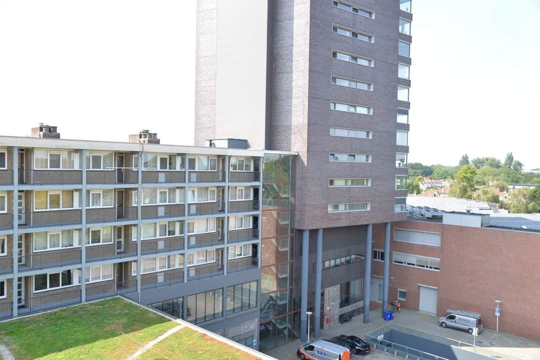 Flat Galerij, Amstelveen - For Rent