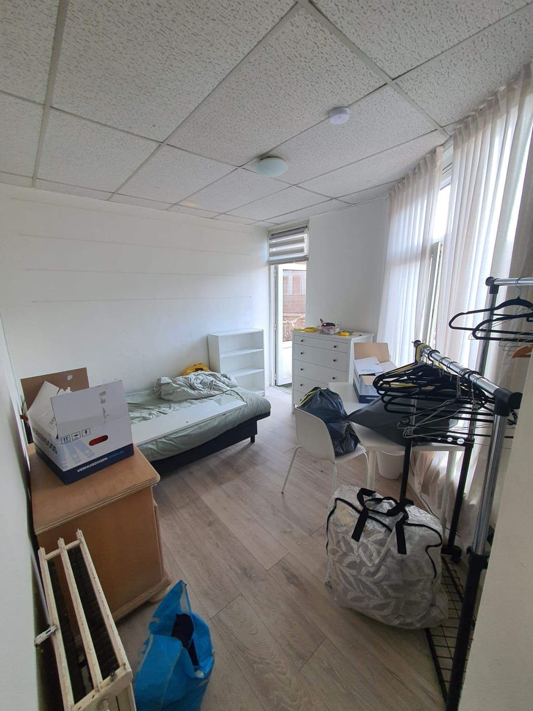 Gemeubileerde kamer in Zwetstraat, Den Haag - Te Huur