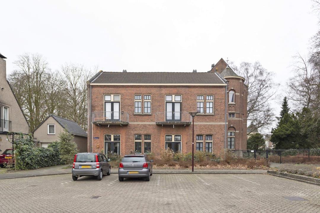 Apartment Juvenaatlaan, Oudenbosch - For Rent