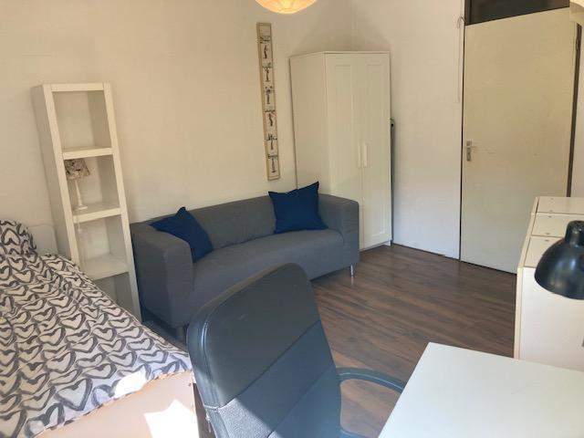 Furnished Room Jan van Riebeekstraat, Den Haag - For Rent
