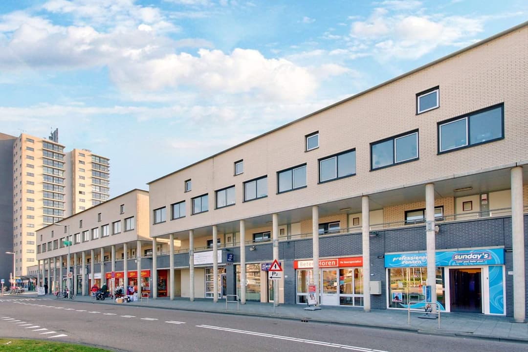 Parkeerplaats Buikslotermeerplein 1025 WR, Amsterdam - Te Huur