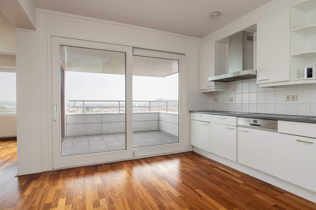 Appartement Avenue Ceramique 26 T, Maastricht - Te Huur