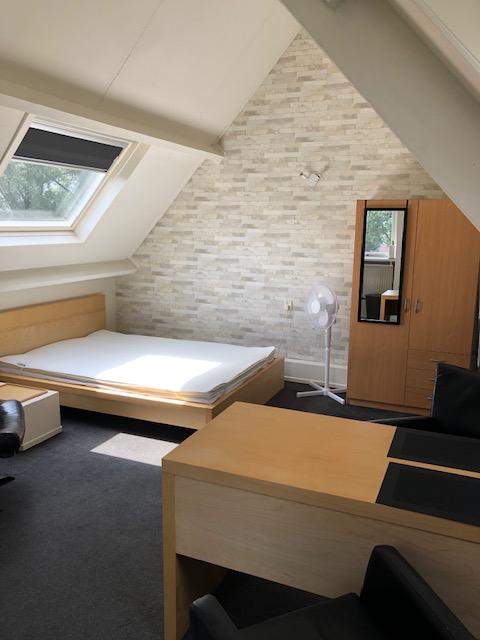 Chambre Meublée Van Zuylenware, Zwolle - À Louer