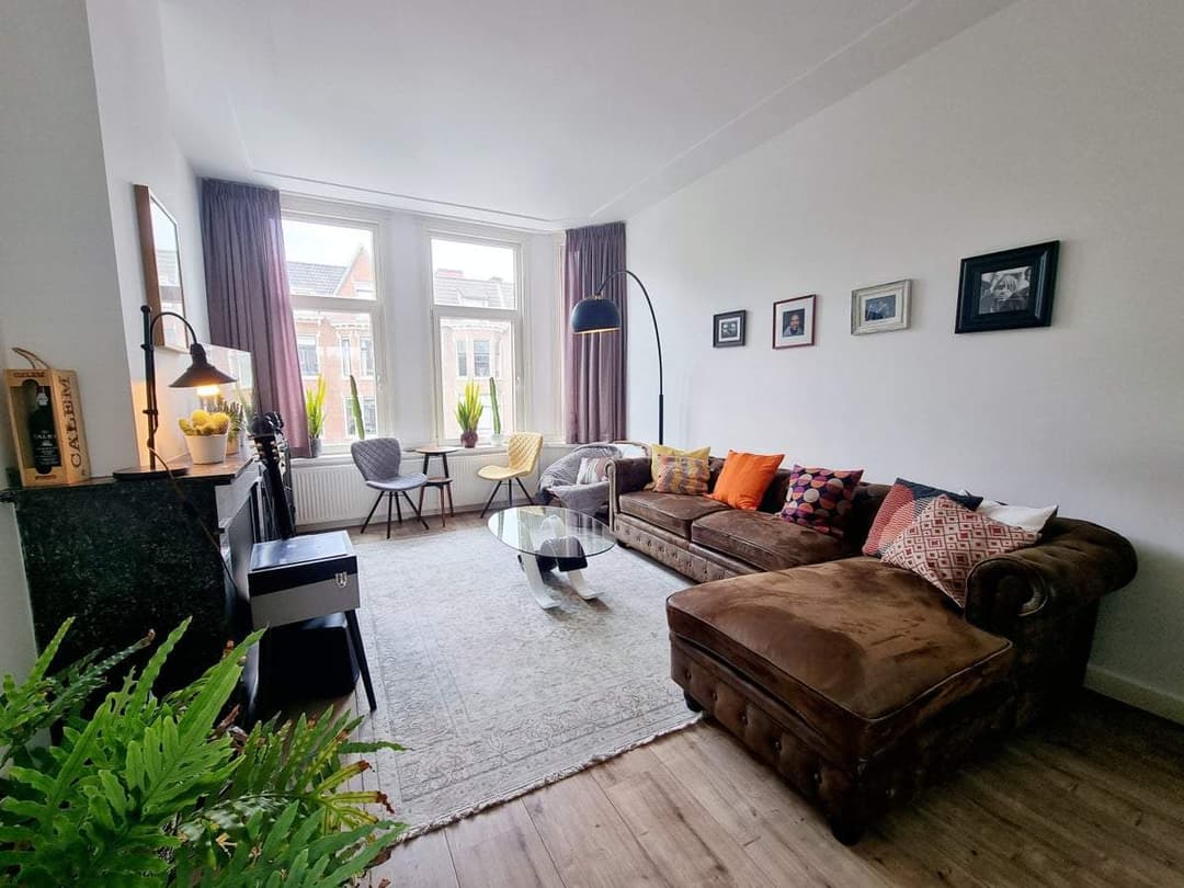 Flat Burgemeester Meineszlaan, Rotterdam - For Rent