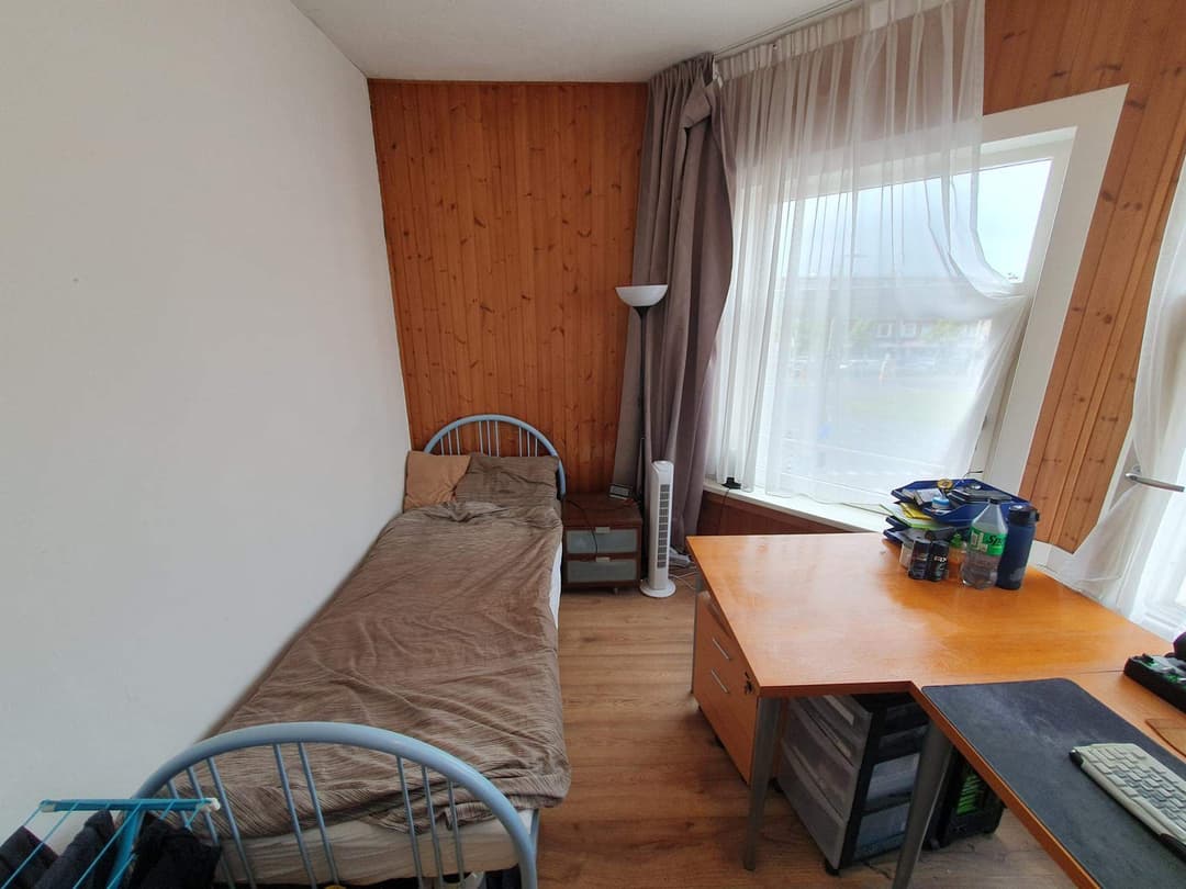 Gemeubileerde Kamer aan Lorentzplein, Den Haag - Te Huur