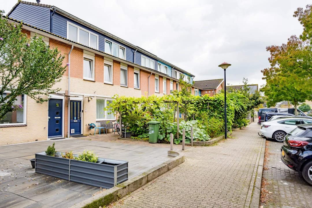 Parnaskruid 143824 PH, Amersfoort - Te Huur