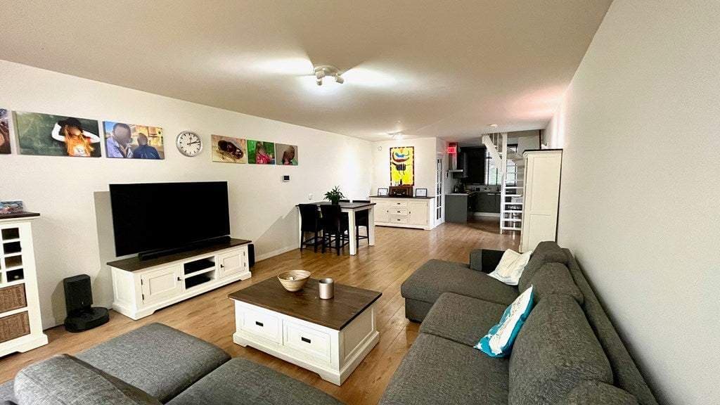 Flat Mozartrode, Zoetermeer - For Rent