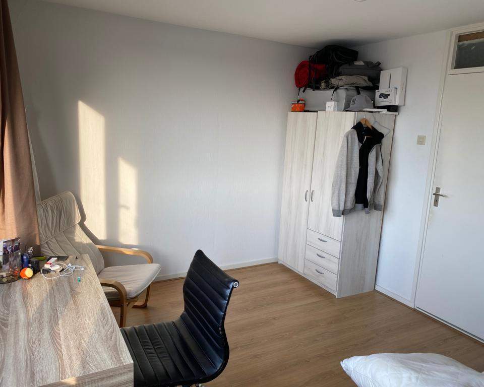 Chambre Meublée Pieter Calandlaan, Amsterdam - À Louer
