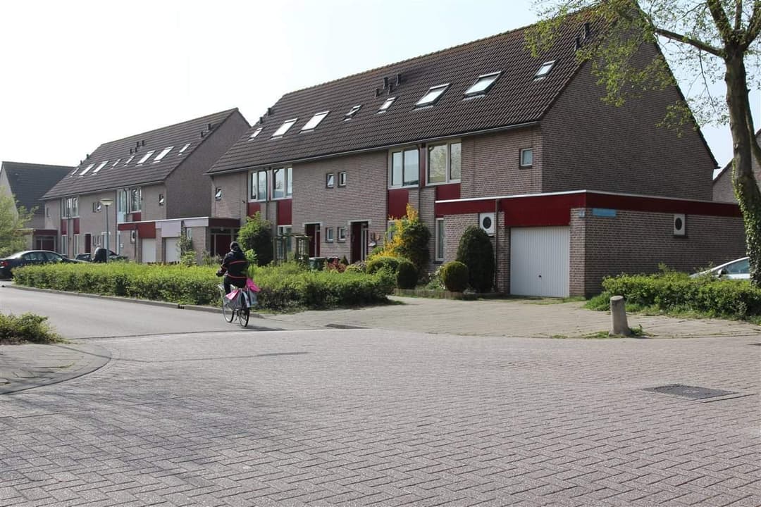 Einfamilienhaus Borstelgrasstraat 5, Almere - Zu Vermieten