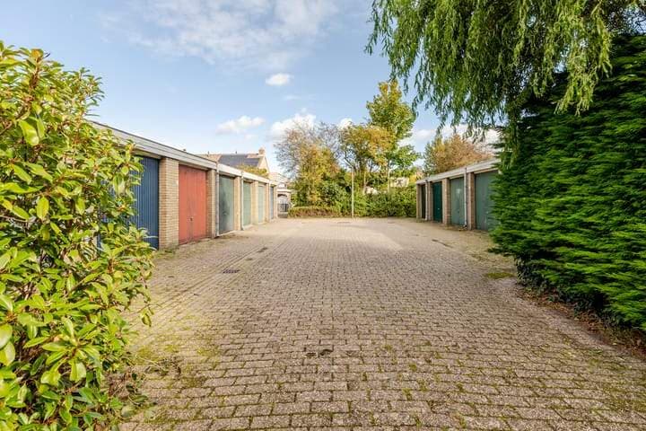 Garage Box Bazuinstraat, Purmerend - For Rent