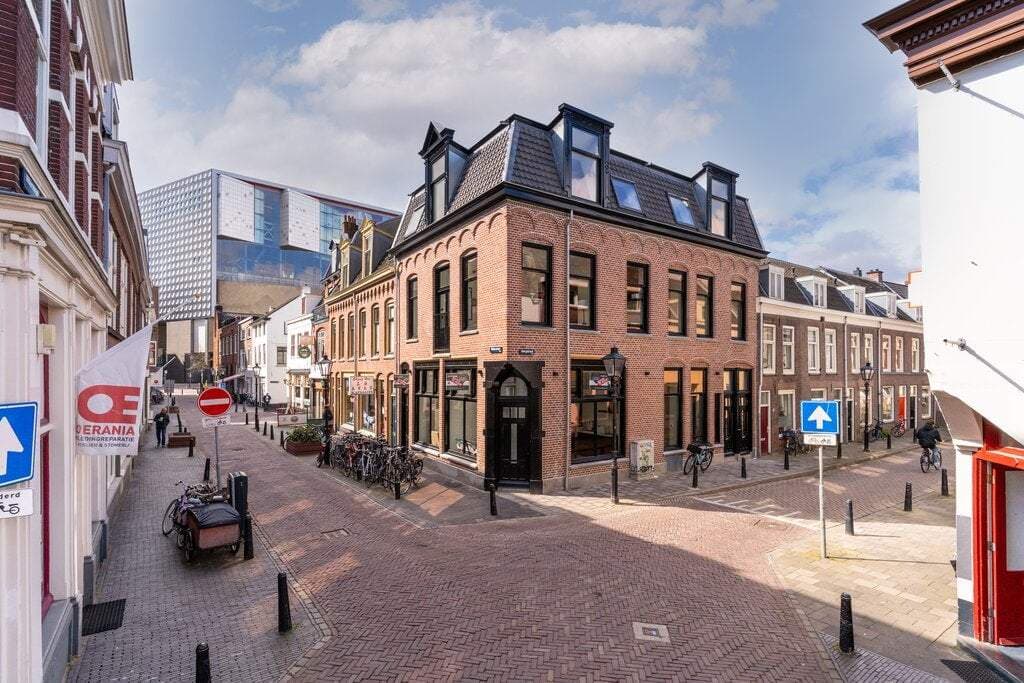 Flat Bergstraat, Utrecht - For Rent