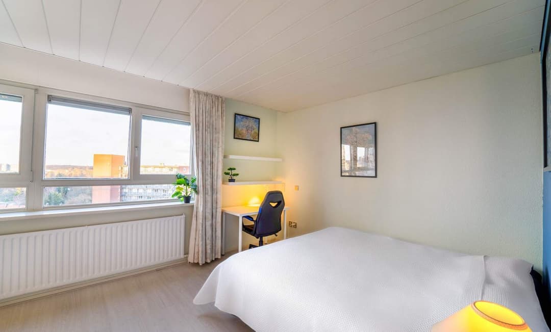 Kamer Oostmaaslaan, Rotterdam - Te Huur
