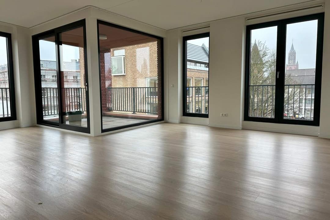 Appartement NieuwMerkatplantsoen 30-C056211 MV Maastricht - À Louer