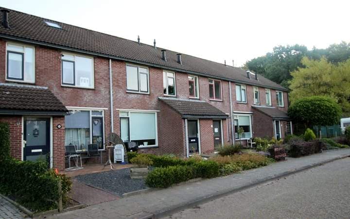 Tussenwoning Oldemaad, Oosterwolde - Te Huur
