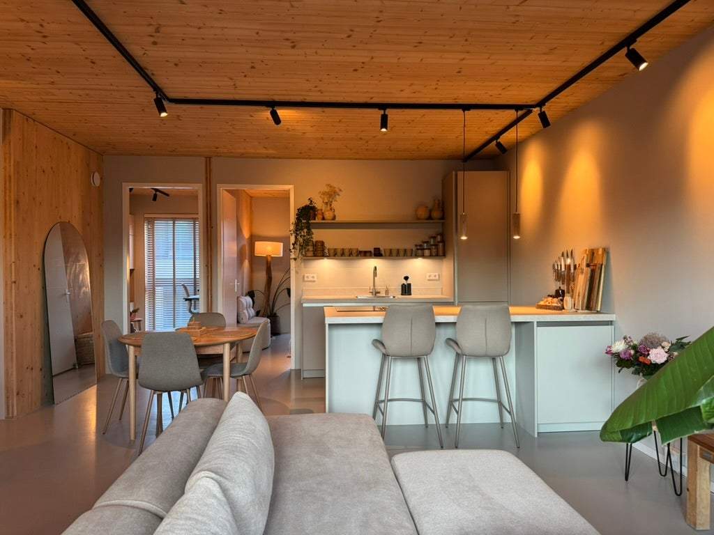 Flat Cola Debrotstraat, Amsterdam - For Rent