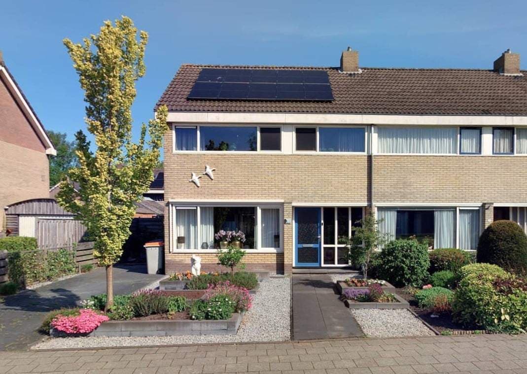 Corner House at Middelwyk 17, Drachten - For Rent