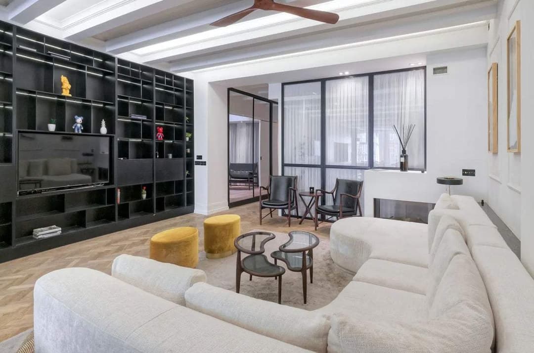 Appartement Nieuwezijds Voorburgwal 294, Amsterdam - Te Huur