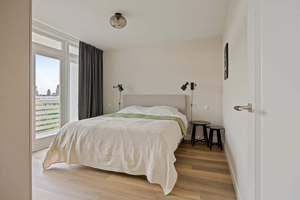 Flat Schiekade, Rotterdam - For Rent