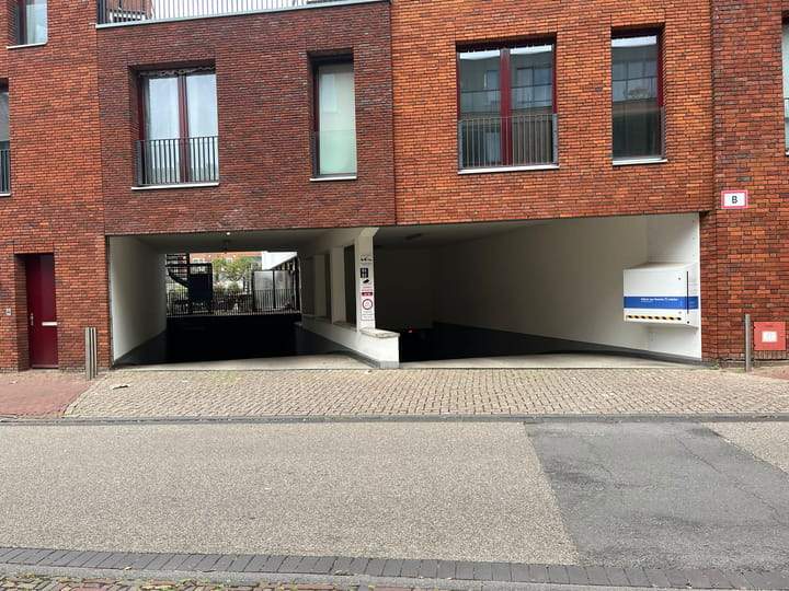 Place de parking Scholenhof, Nijmegen - À louer