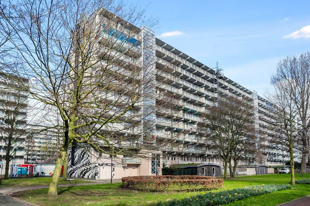 Unfurnished Apartment in Haag en Veld, Amsterdam - For Rent