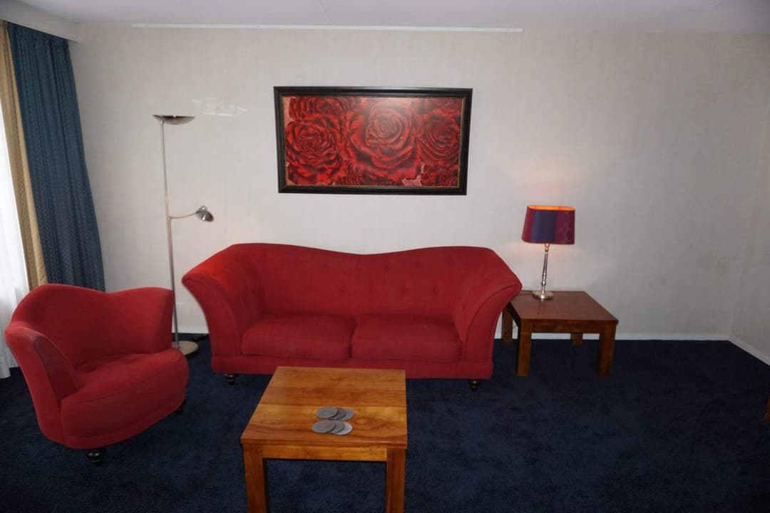 Flat Lisserdijk, Buitenkaag - For Rent