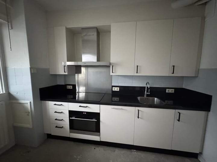 Apartamento de 3 Habitaciones Joost Banckertsplaats, Róterdam - En Alquiler