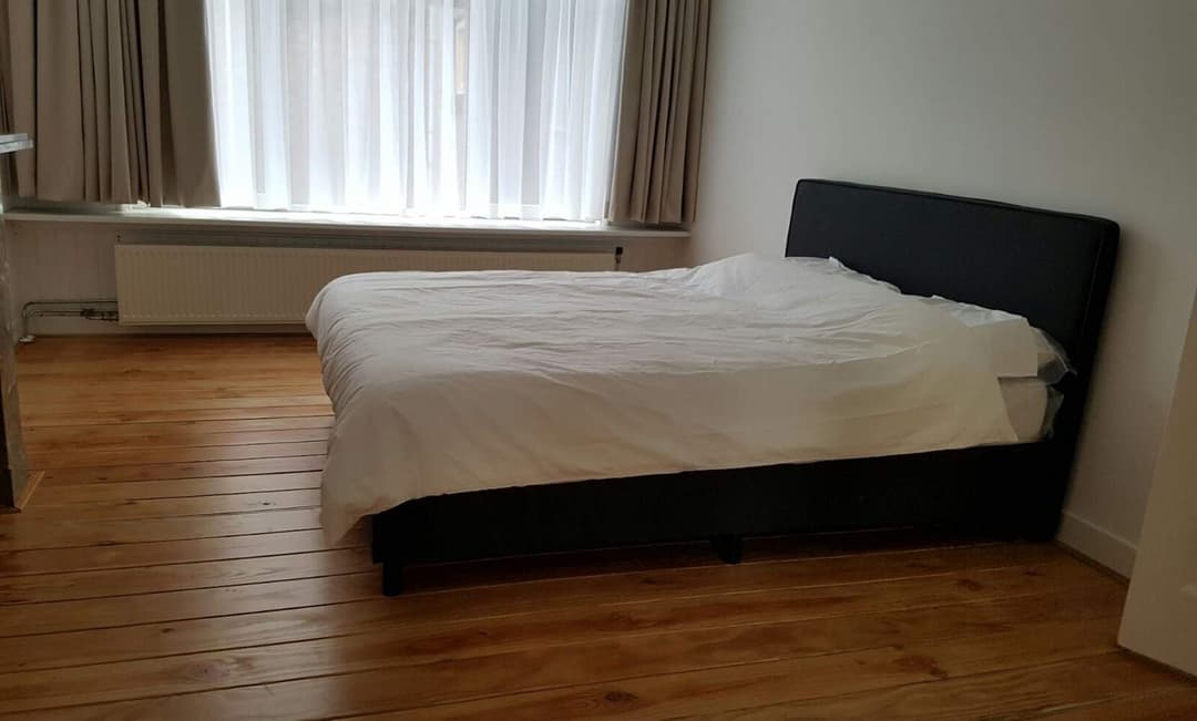 Kamer in Beukelsweg, Rotterdam - Te Huur