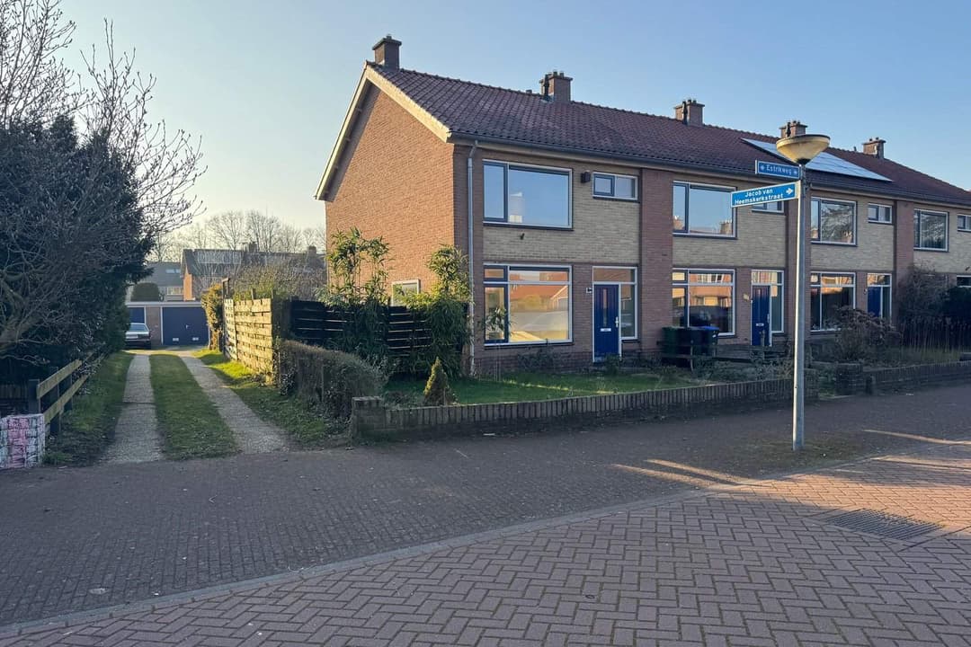 Casa Esquina Estrikweg 19, Huizen - En Alquiler