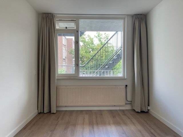Flat Philips Willemstraat 72, Rotterdam - For Rent