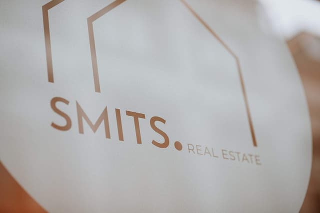 SMITS. Real Estate