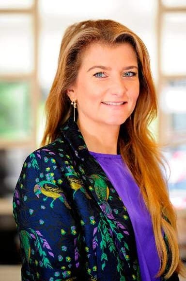 Isabelle Esche Roozendaal