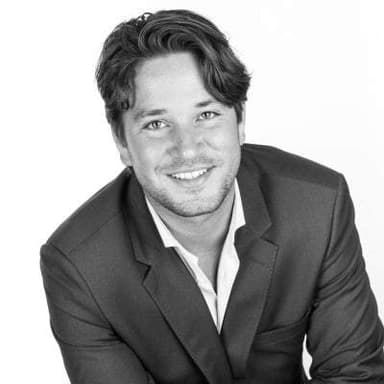 Niels Smeelen