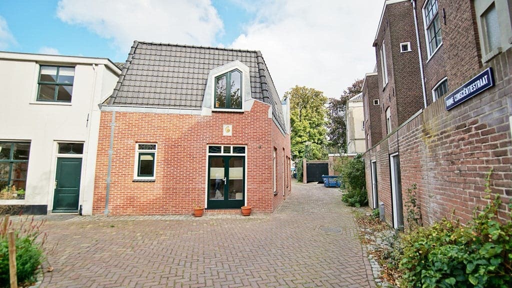 Huis Ruime Consciëntiestraat 11, Leiden - Te Huur