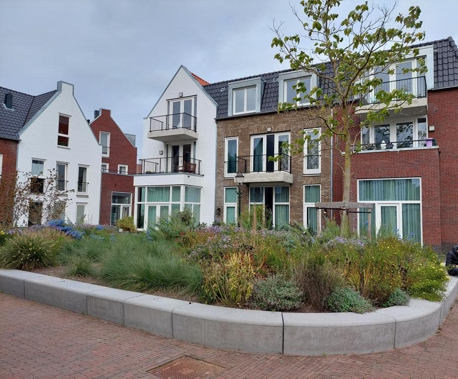 Apartamento Keucheniusstraat 8-D, Huizen - En Alquiler