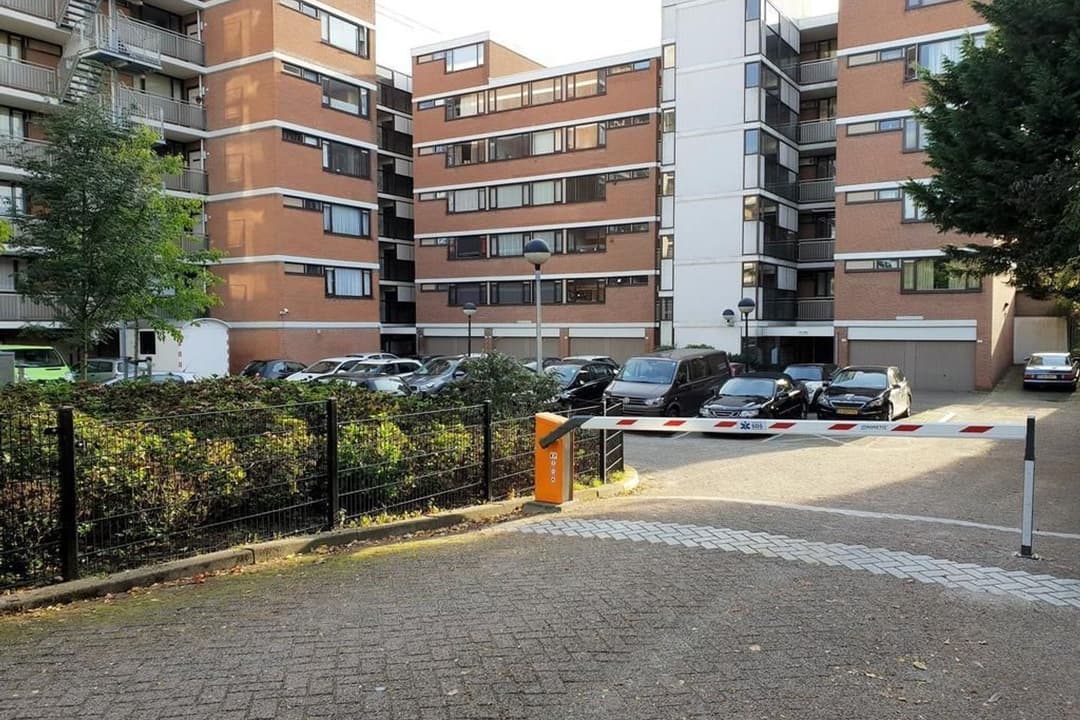 Garagebox Sirtemastraat 403, Den Haag - For Rent