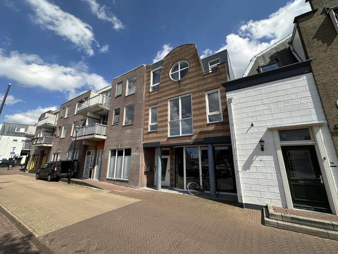 Flat Kerkstraat, Oud-Beijerland - For Rent